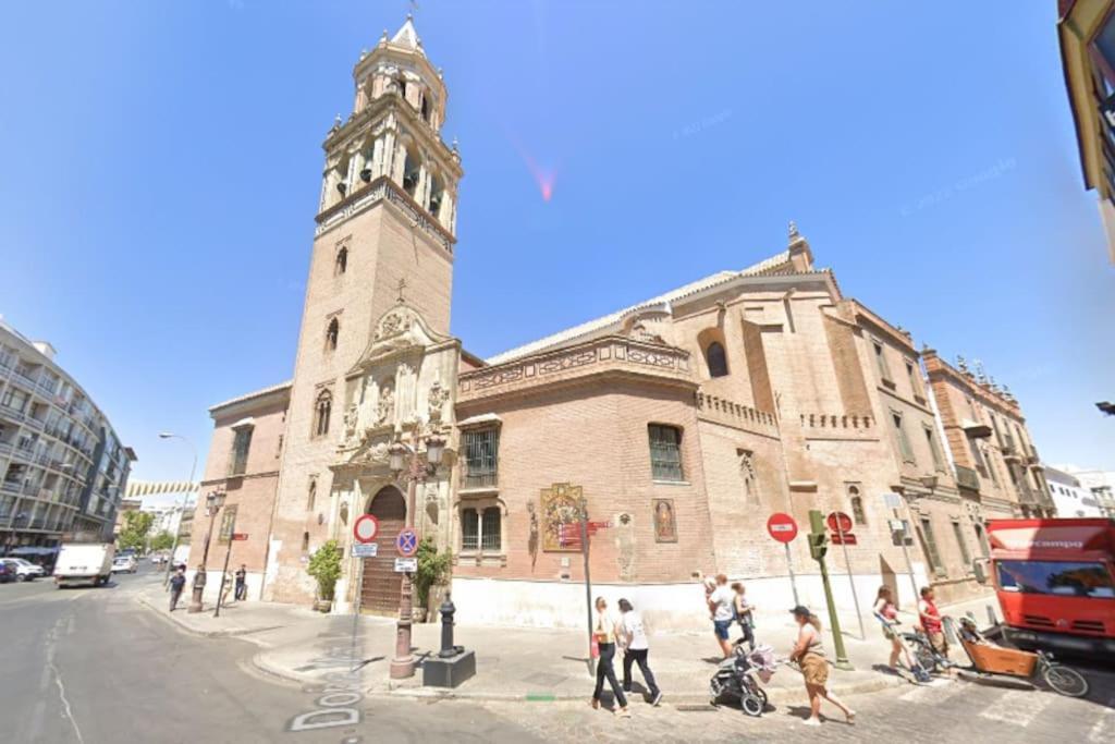 Atico Plaza Cristo De Burgos Διαμέρισμα Σεβίλλη Εξωτερικό φωτογραφία